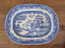 LARGE BLUE AND WHITE PLATTER