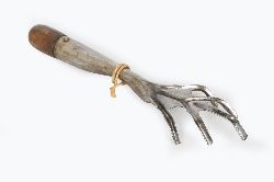 VINTAGE WEEDER