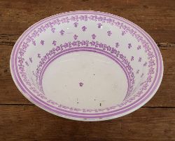 19TH-CENTURY SPONGEWARE BASIN