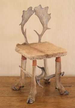 19TH-CENTURY ANTLER CHAIR