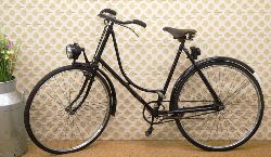 EARLY LADY'S BICYCLE