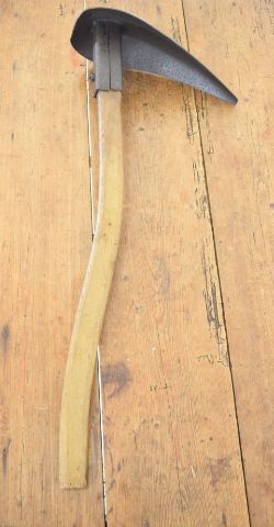 19TH-CENTURY MINER'S SHOVEL