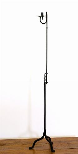 19TH-CENTURY ADJUSTABLE FLOOR STANDING RUSHLIGHT