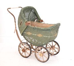 WICKER FOUR-WHEEL CHILD'S PRAM
