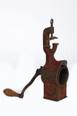 19TH-CENTURY CAST IRON LEMON JUICER