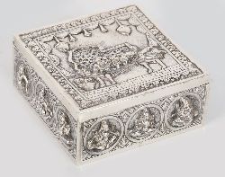 AN INDIAN SILVER BOX, C. 1900