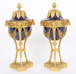 PAIR OF 19TH-CENTURY SEVRES-STYLE CASSOULETTES