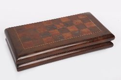 KILLARNEY WARE CHESS AND BACKGAMMON BOARD