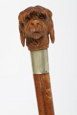 19TH-CENTURY BLACK FOREST CARVED RIDING CROP