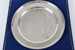 COMMEMORATIVE SILVER DISH, LONDON 1977