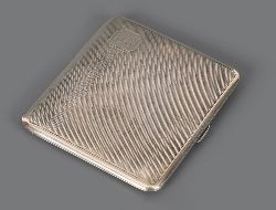 ART DECO STERLING SILVER CIGARETTE CASE, BIRMINGHAM 1935