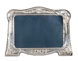 SILVER PHOTOGRAPH FRAME, LATE 19TH TO EARLY 20TH CENTURY