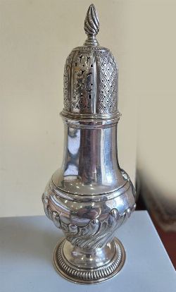LARGE 19TH-CENTURY SILVER SUGAR SIFTER 