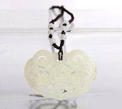 CHINESE WHITE JADE PENDANT