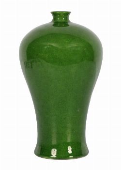 CHINESE MEIPING-SHAPED VASE WITH APPLE-GREEN CRACK GLAZE