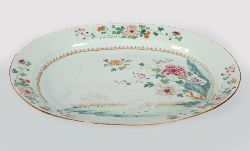 CHINESE EXPORT PORCELAIN OVAL PLATTER, QIANLONG PERIOD (1736 - 1795)