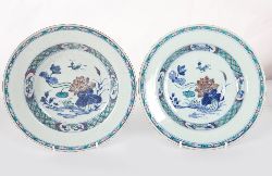 PAIR CHINESE POLYCHROME PLATES