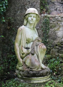 LARGE CLASSICAL GARDEN SCULPTURE
