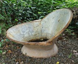 LARGE METAL GALVANISED BATH