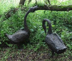 PAIR OF LARGE BRONZE GARDEN SCULPTURES - GEESE
