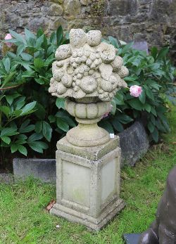 COMPOSITE STONE FRUIT BASKET FINIAL ON PLINTH
