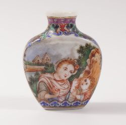 CHINESE POLYCHROME GLASS SNUFF BOTTLE