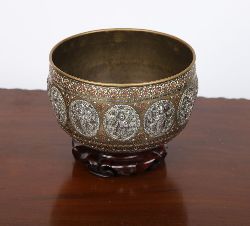 19TH-CENTURY INDIAN SILVER BRONZE AND COPPER BOWL