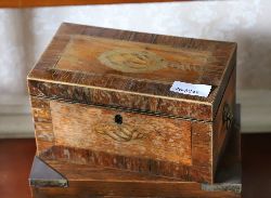 GEORGIAN SATINWOOD AND ROSEWOOD CROSSBANDED TEA CADDY TEA CADDY