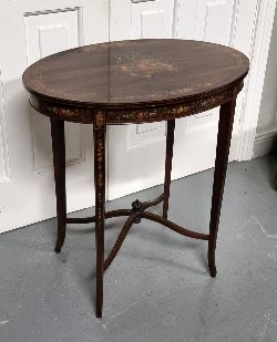 EDWARDIAN MAHOGANY OVAL OCCASIONAL TABLE