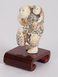 JAPANESE IVORY-STYLE NETSUKE