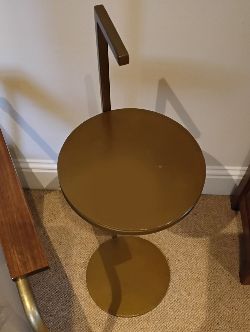 MODERN BRASS-FINISH OCCASIONAL TABLE