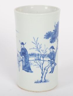 CHINESE BLUE AND WHITE BRUSH POT