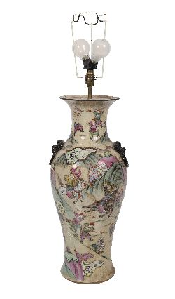 CHINESE QING PORCELAIN VASE LAMP AND SHADE