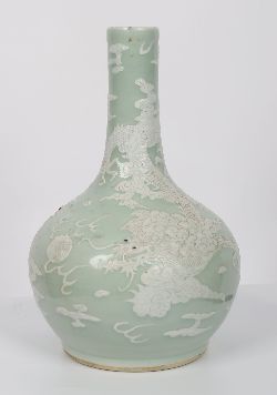 CHINESE QING DYNASTY CELADON-GLAZED VASE WITH DRAGON