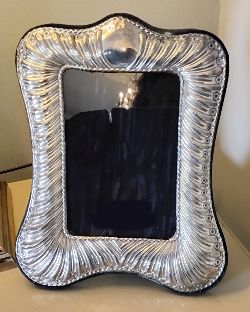 SILVER-FRAMED DRESSING TABLE MIRROR
