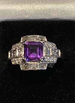 18 CT. WHITE GOLD AMETHYST AND DIAMOND CLUSTER RING