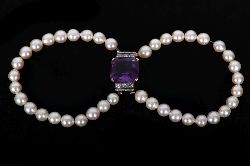 NATURAL PEARL BRACELET WITH GOLD, AMETHYST AND DIAMOND CLASP
