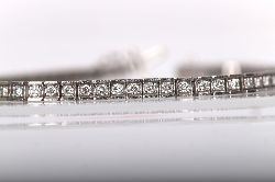 14 CARAT WHITE GOLD DIAMOND TENNIS BRACELET, 2 CARATS TOTAL