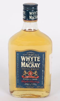 WHYTE AND MACKAY SCOTCH WHISKEY, 35 CL, 40% VOL.