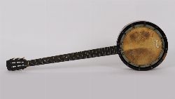 1920/1930'S CASED BANJO