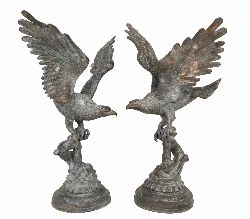 PAIR OF LARGE SCULPTED BRONZE EAGLES
