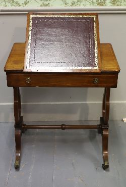 REGENCY MAHOGANY LIBRARY TABLE