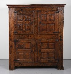 LATE 17TH-CENTURY OAK CUPBOARD