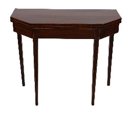 19TH-CENTURY MAHOGANY AND BOXWOOD INLAID FOLDOVER TEA TABLE