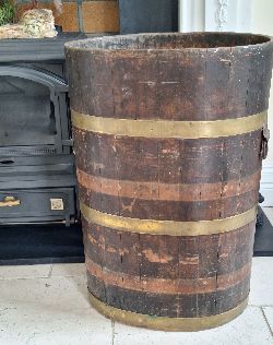 19TH-CENTURY BRASS-BOUND LOG BARREL