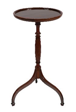 19TH-CENTURY MAHOGANY AND CROSSBANDED TRIPOD TABLE