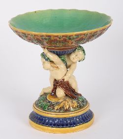 19TH-CENTURY MAJOLICA CENTREPIECE
