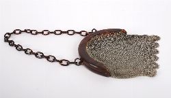 SILVER MESH PURSE WITH TORTOISESHELL MOUNT AND CHAIN