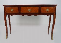 18TH-CENTURY FRENCH SIDE TABLE