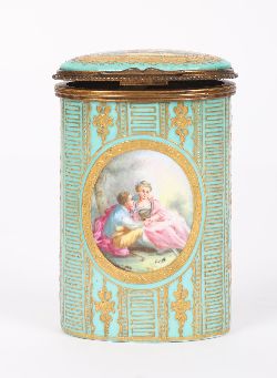 SEVRES-STYLE ENAMELLED VANITY BOX
